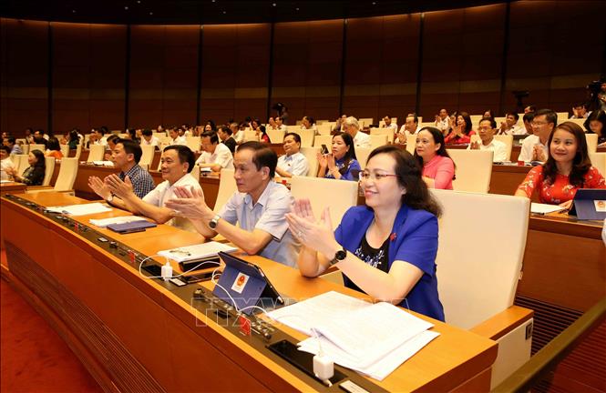 Quốc hội thông qua Luật Giáo dục (sửa đổi)